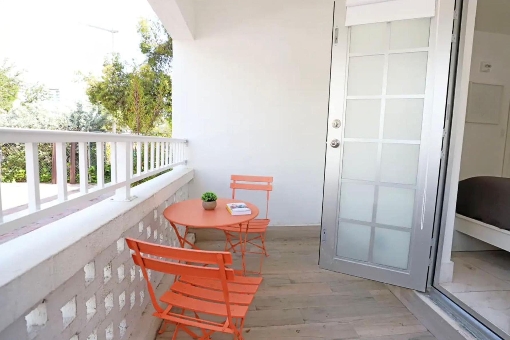 South Beach 2 Bedroom Family & Pet Friendly Apartment With Balcony & Free Parking Miami Beach Bagian luar foto