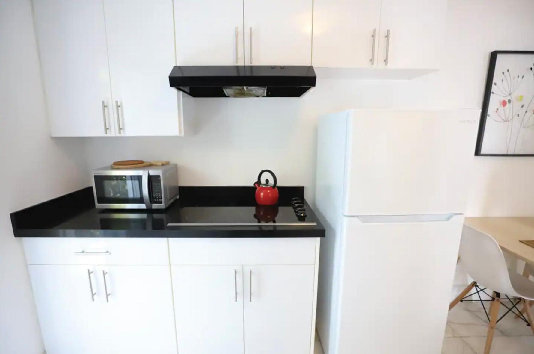 South Beach 2 Bedroom Family & Pet Friendly Apartment With Balcony & Free Parking Miami Beach Bagian luar foto